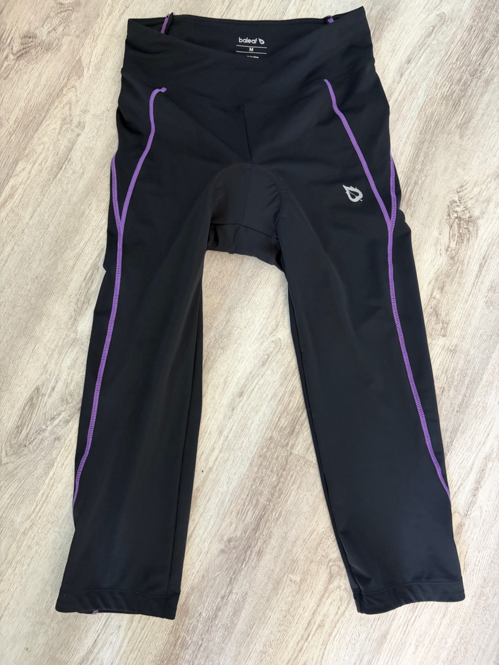 Baleaf women’s M cycling cropped leggings padded, high waist, non slip bicycle
